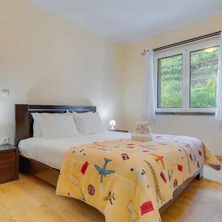 Apartment Studio Fuer 3 Personen Und 1 Kind In Ribeira Brava, Madeira Suedkueste Von Madeira